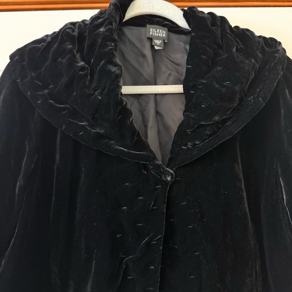 Eileen Fisher Black Velvet Evening Jacket Cardigan Gothic dark academia - Picture 2 of 7